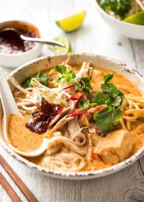  Laksa Johor: ¡Un Caldo Picante y Amanteigado que Despertará tus Sentidos!